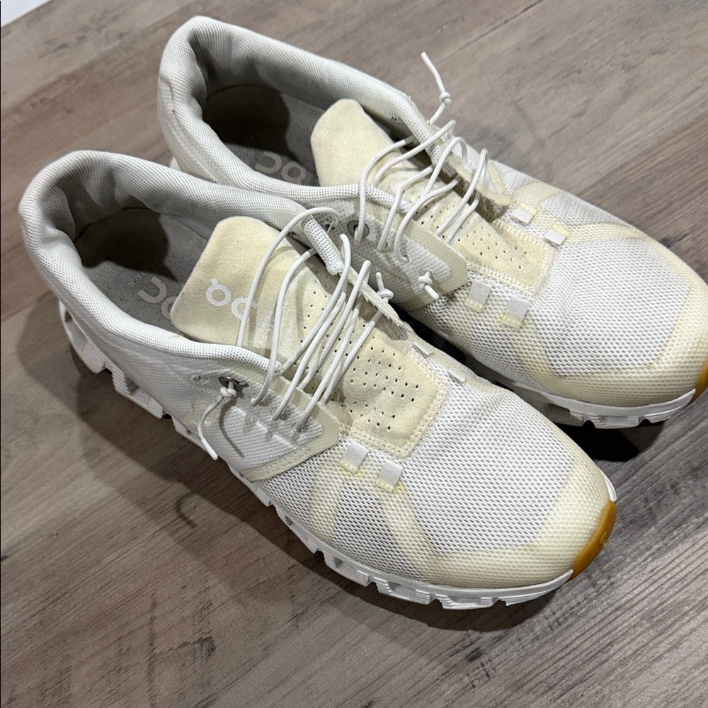 On Women's Athletic Shoes - White and Cream